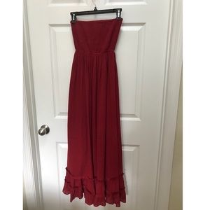 Garnet backless maxi dress